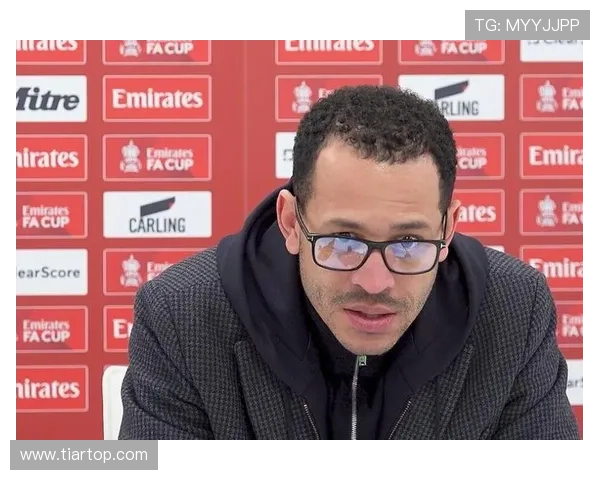 罗塞尼尔：恩佐约恩森更衣室和解